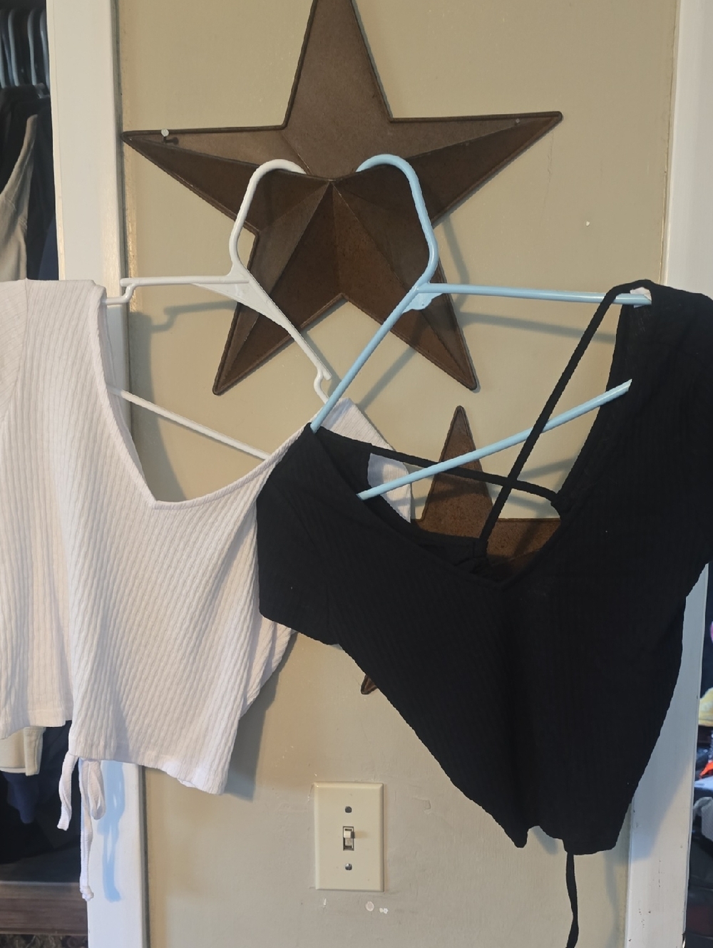 Women’s Ribbed V-Neck Crop Top - Black and White Brand New Medium